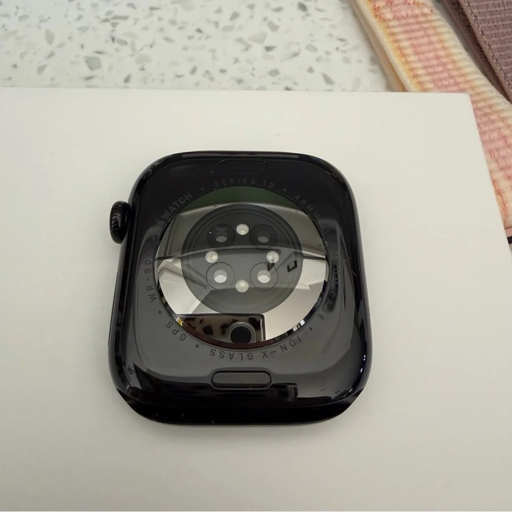 Apple Watch Series 10 46mm Jet Black Aluminum GPS Bundle - Picture 4 of 11